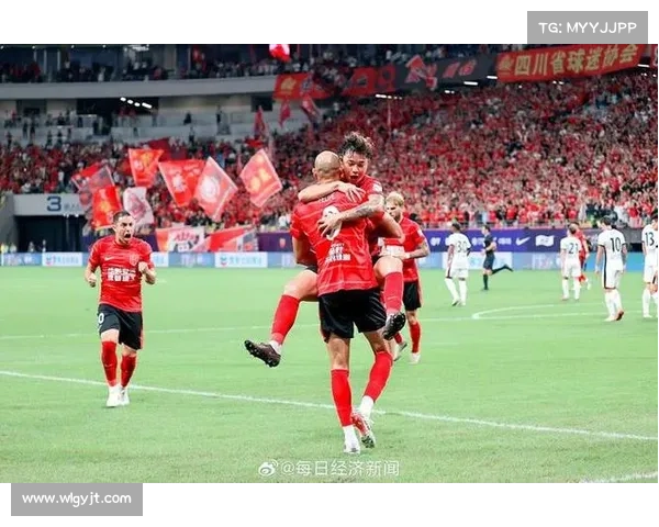 成都蓉城遭遇重大失利1比1平代价惨重 中超争冠前景堪忧