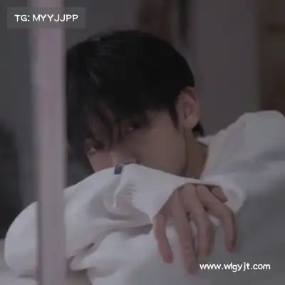 庞眉